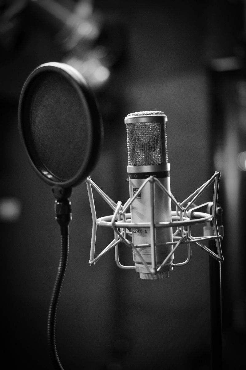 5 vanlige feil nye podkastere gjør i studio